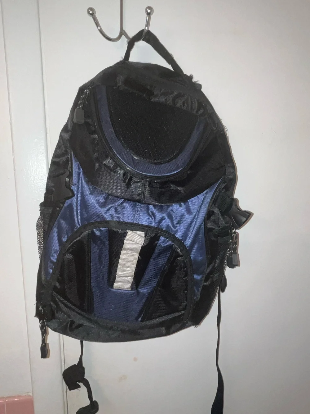Men's Black & Navy Everyday Backpack - Durable Travel Bag